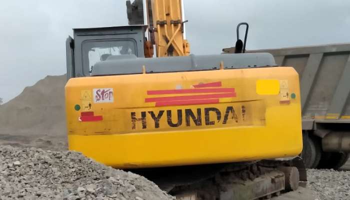 Hyundai R210 For Sale