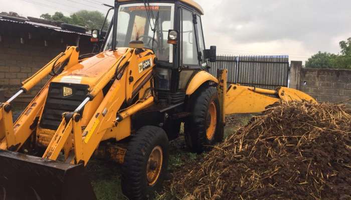 Used 3dx backhoe Loader for sale in Ahmedabad- Gujarat  