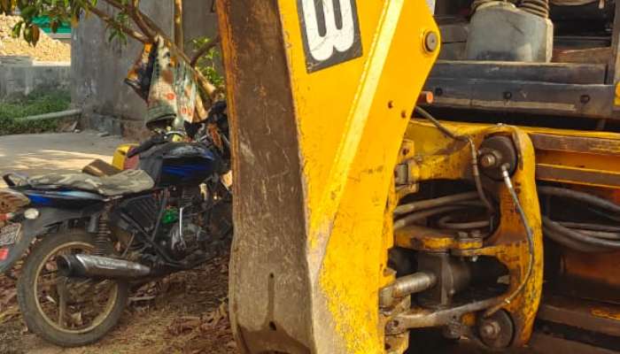 Used backhoe loader for sale in Ahmedabad 