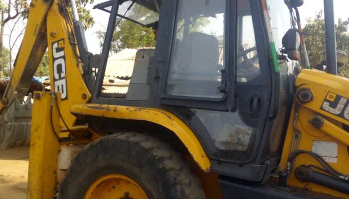 Used JCB with bucket for sale 