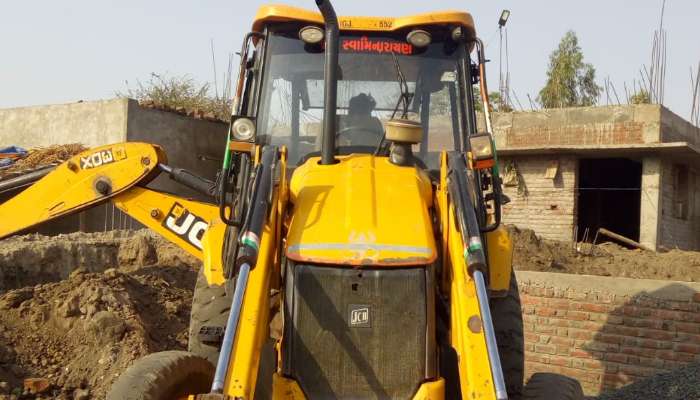 Used JCB with bucket for sale 