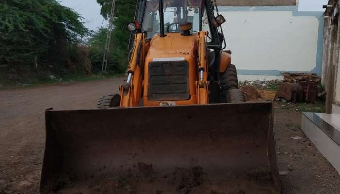 JCB 3DX For Sale in Surat