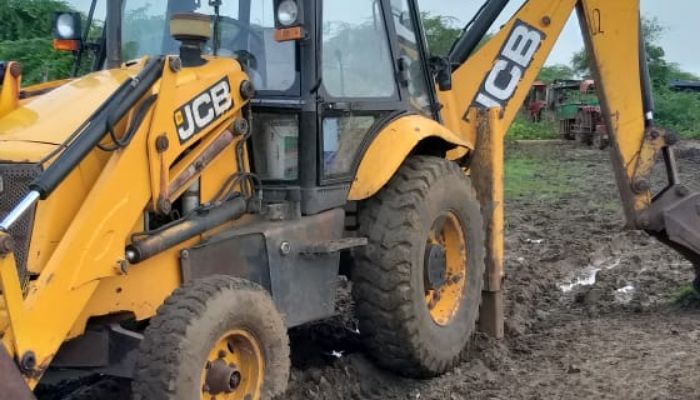 Used JCB Backhoe For Sale used jcb backhoe loader in surat gujarat used jcb backhoe for sale he 2011 1104 heavyequipments_1537513706.png