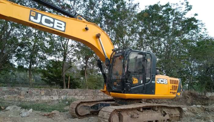 JCB 220 Excavator