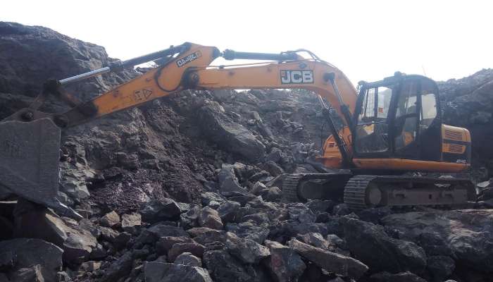 JCB JS 140 Excavator For Sale