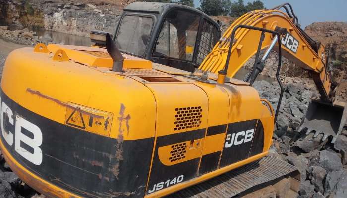 JCB JS 140 Excavator For Sale