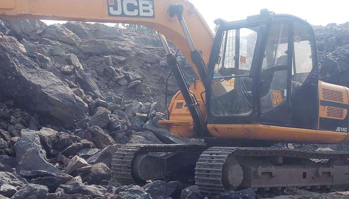 JCB JS 140 Excavator For Sale