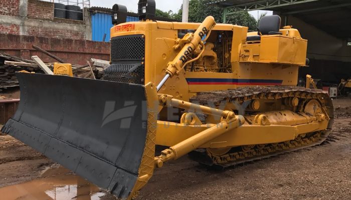 Used Komatsu D80-A8 Dozer