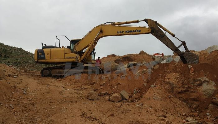 Used PC 210 for Sale used komatsu excavator in anantapur andhra pradesh used pc 210 for sale he 2012 812 heavyequipments_1531397880.png