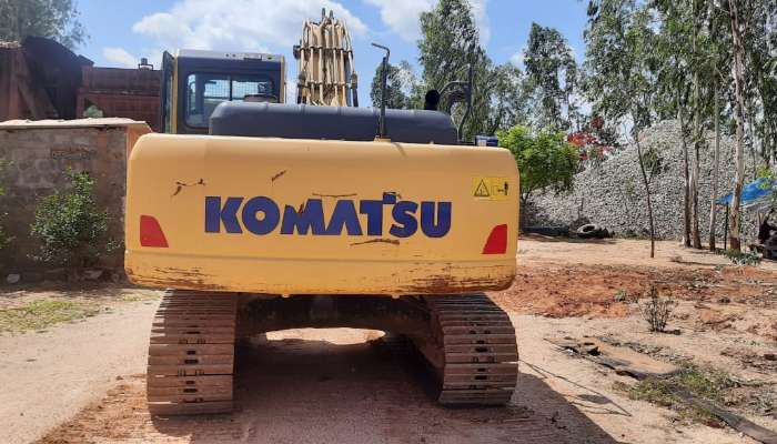 Komatsu PC210 machine with breaker komatsu