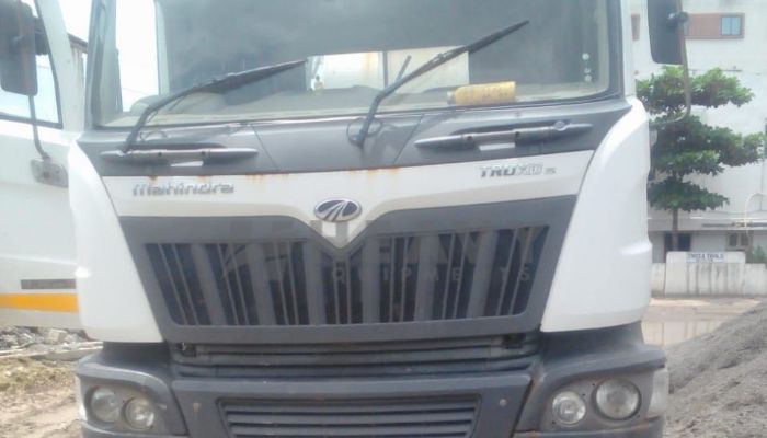 Mahindra Tranist Mixer used kyb transit mixer in surat gujarat mahindra tranist mixer he 2015 1138 heavyequipments_1538461571.png