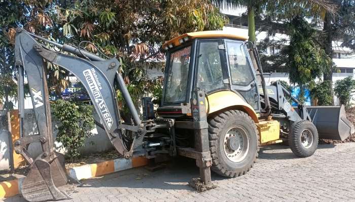 Mahindra Backhoe Loader VX Model