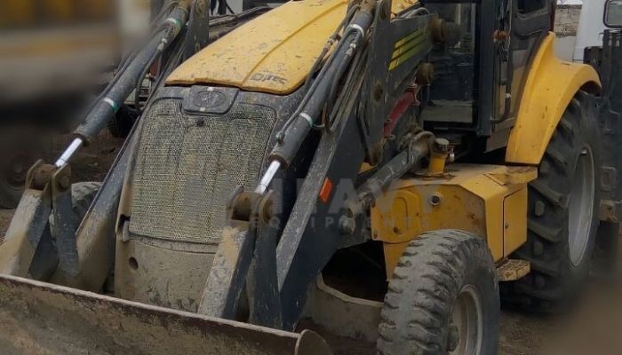 Mahindra Earthmaster Mahindra Earthmaster