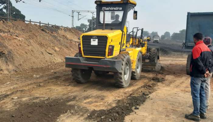 Used Mahindra Grader Roadstar G90