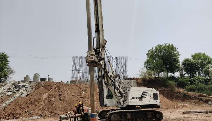 MAT HR180 PILING RIG