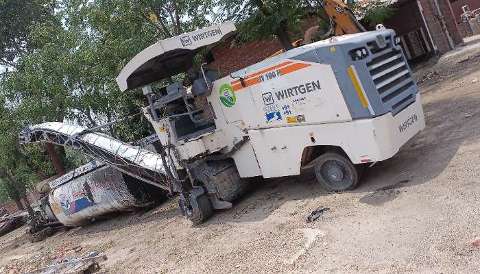 W100H Milling Machine