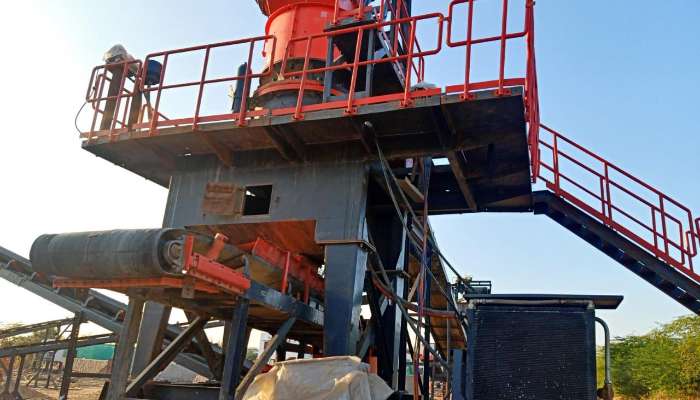 Sandvik 300 TPH 3 Stage crusher with 750 KVA DG