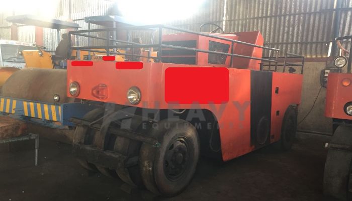 Used SAKAI Pneumatic Roller Used SAKAI Pneumatic Roller