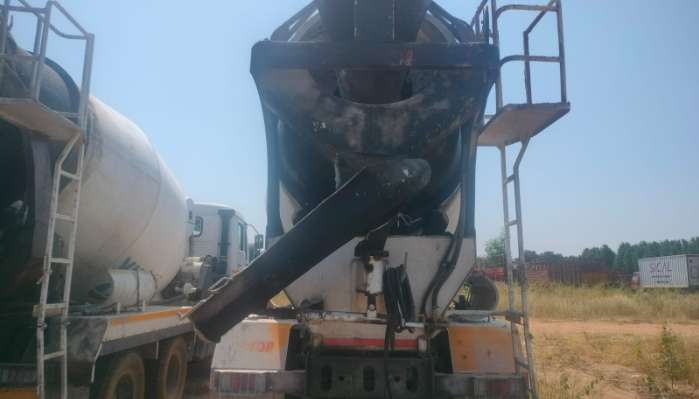 USED TATA PUTZMEISTER TRANSIT MIXER FOR SALE