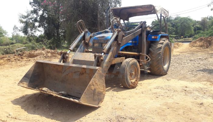 Sonalika Tractor With Wheel Loader