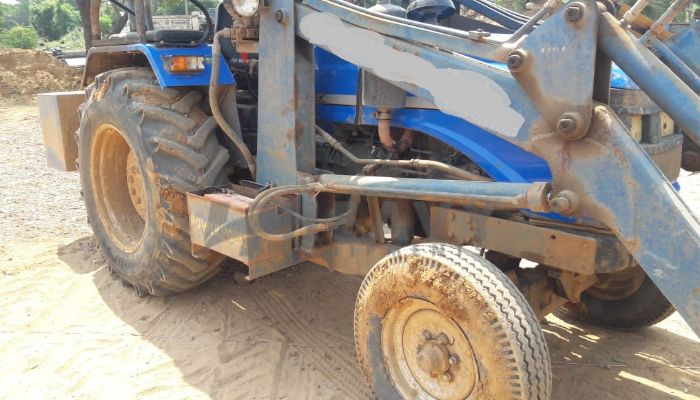 Sonalika Tractor With Wheel Loader