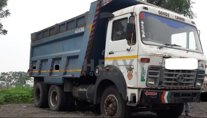TATA 2518 Tipper