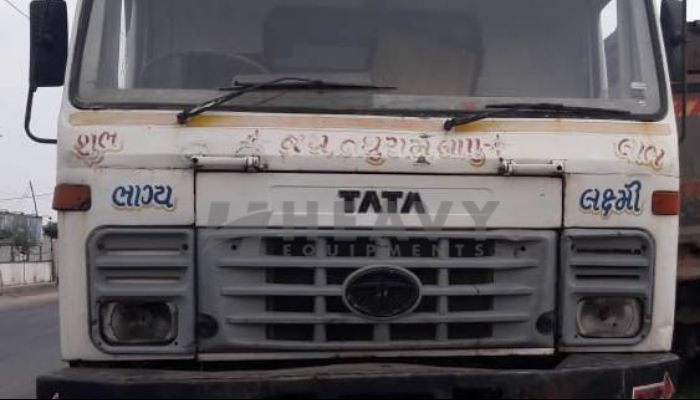 Used TATA 2518