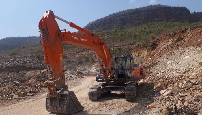 Tata Hitachi Zaxis 370 used tata hitachi excavator in jabalpur madhya pradesh tata hitachi zaxis 370 he 2016 914 heavyequipments_1533114956.png