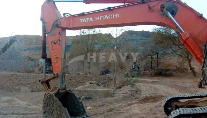 TATA Hitachi Super Ex200 used tata hitachi excavator in jaipur rajasthan tata hitachi super ex200 he 2014 411 heavyequipments_1522666778.png