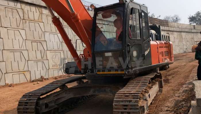 EX200 For Sale used tata hitachi excavator in new delhi delhi ex200 for sale he 2015 1452 heavyequipments_1551759940.png