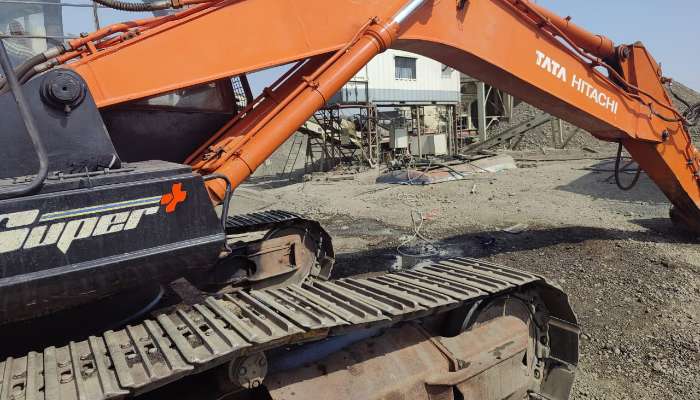 Used TATA 210 Super Excavator Used TATA 210 Super Excavator