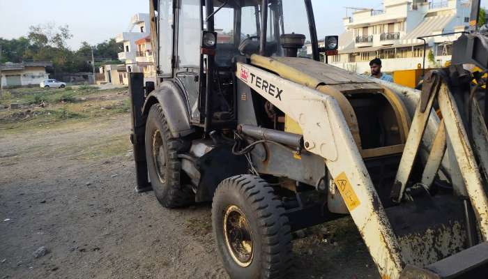 Used terex for sale in Gujarat