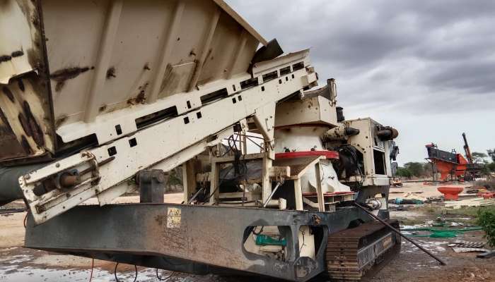 Used Mesto Terex mobile crusher 