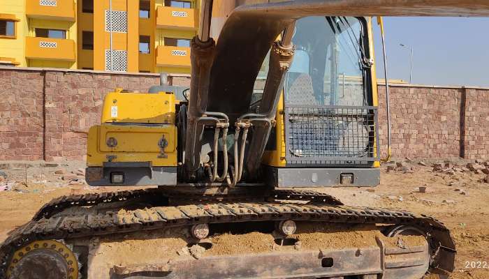 Used VOLVO 210B excavator for Sale