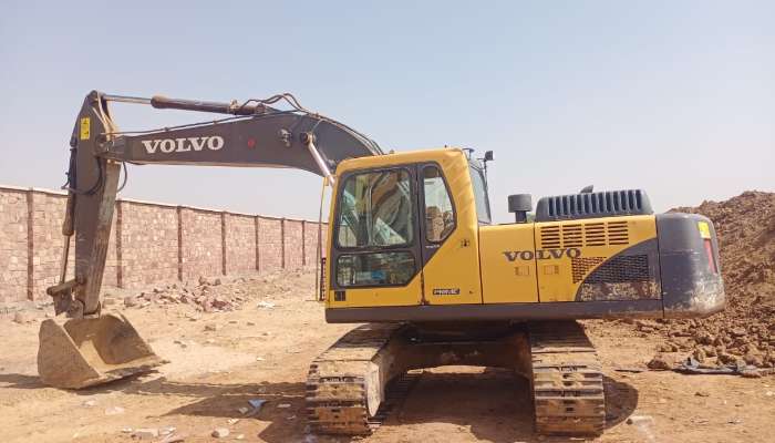 Used VOLVO 210B excavator for Sale